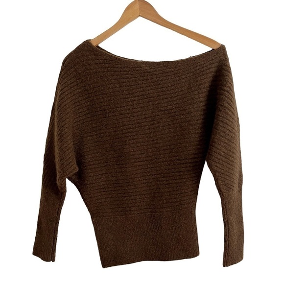 Nwt Banana Republic Finnley Wedge Boatneck Sweater Wool Yak Blend - Picture 6 of 17